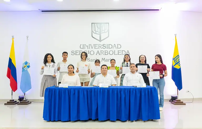 Universidad Sergio Arboleda certificó a estudiantes de colegios en Liderazgo Transformacional